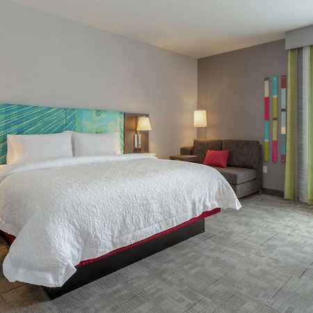 Hampton Inn & Suites Burlington Eksteriør billede
