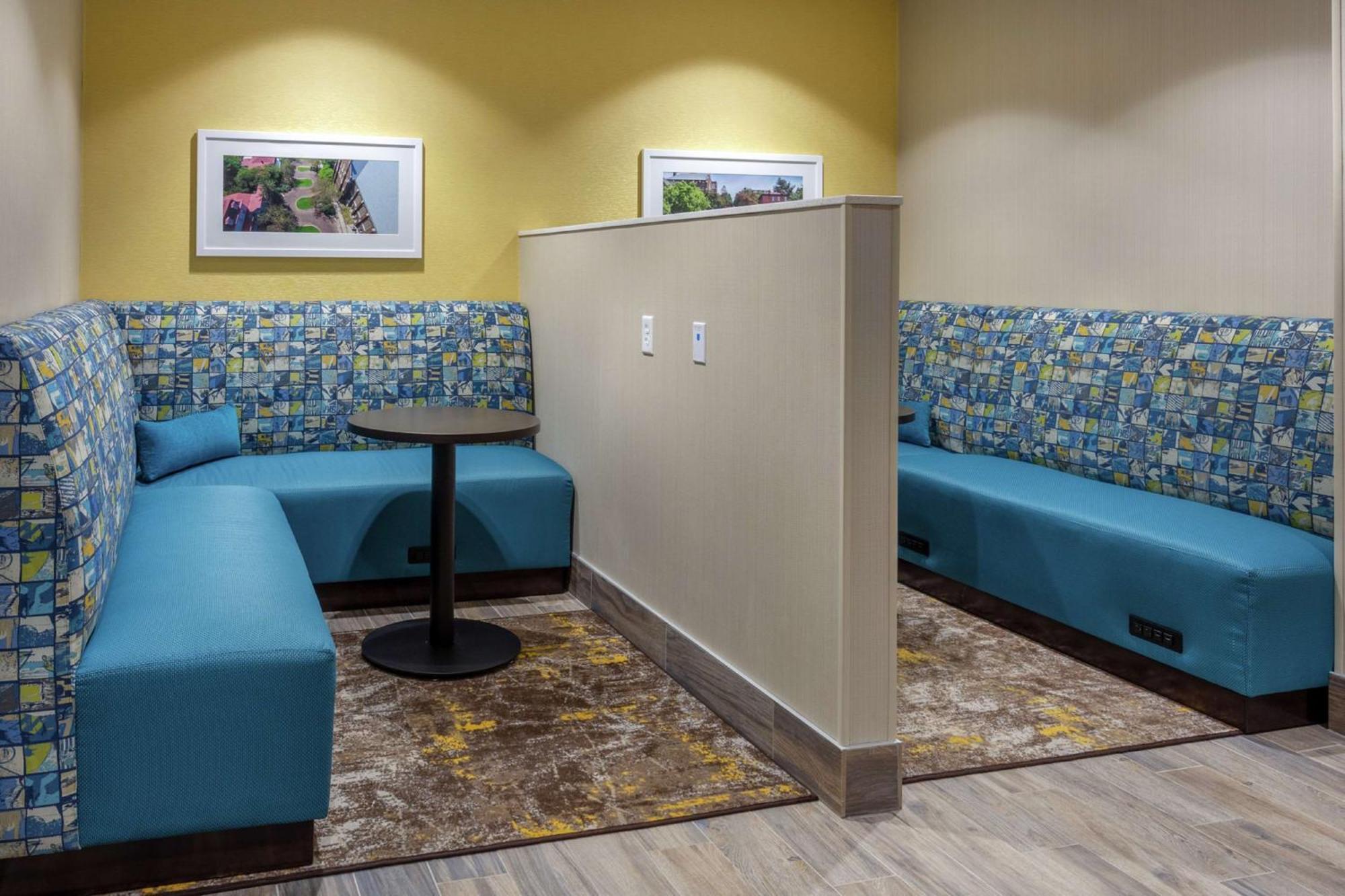 Hampton Inn & Suites Burlington Eksteriør billede